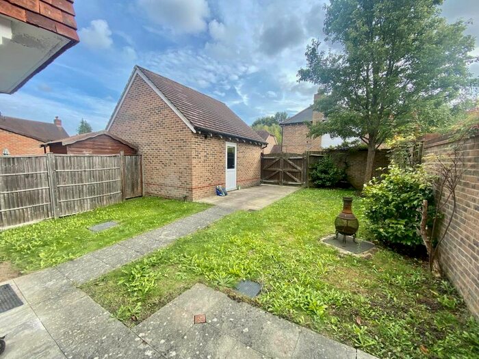 3 Bedroom End Of Terrace House To Rent In Clearheart Lane, Kings Hill, West Malling, ME19