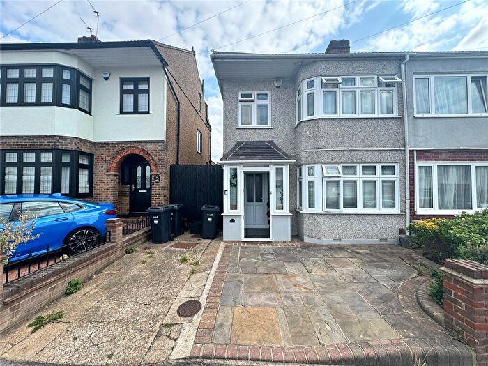 3 Bedroom Semi-detached House For Sale In Canon Avenue, Romford, RM6