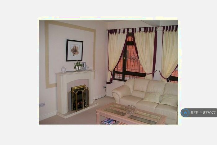 2 Bedroom Flat To Rent In Tuscany House, Manchester, M1
