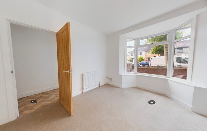 3 Bedroom Terraced House To Rent In Swansea, SA5
