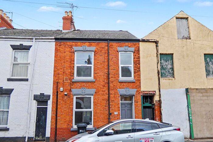2 Bedroom Flat For Sale In Flat, Morpeth Street, Springbank, Hull, East Yorkshire, HU3
