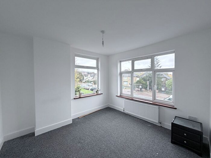 3 Bedroom Maisonette To Rent In Harrow Road, Wembley, HA0