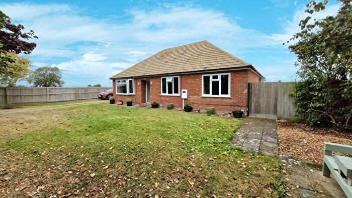 3 Bedroom Bungalow For Sale In South Drove, Quadring, Spalding, PE11