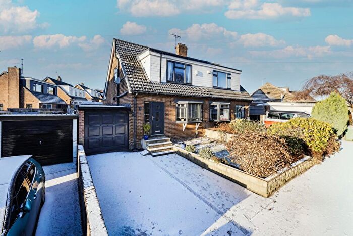3 Bedroom Semi Detached House For Sale In Beech Lees, Farsley, Pudsey, West Yorkshire, LS28