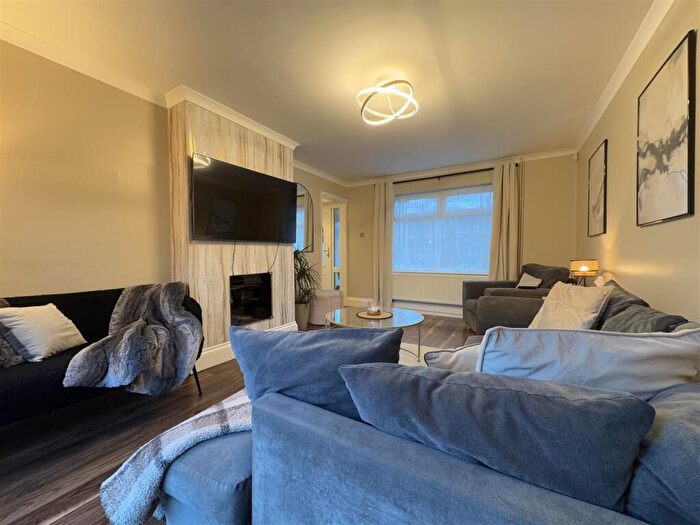 2 Bedroom Terraced House For Sale In Hockley Close, Basildon, SS14