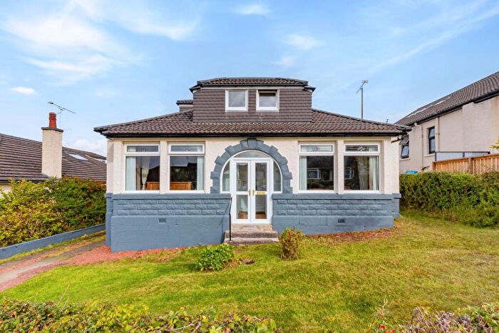 5 Bedroom Detached House For Sale In Moraine Drive, Clarkston, Glasgow, East Renfrewshire, G76