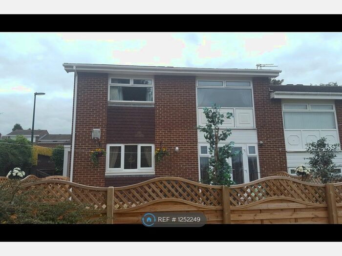 2 Bedroom Flat To Rent In West Denton Park, Newcastle Upon Tyne NE15