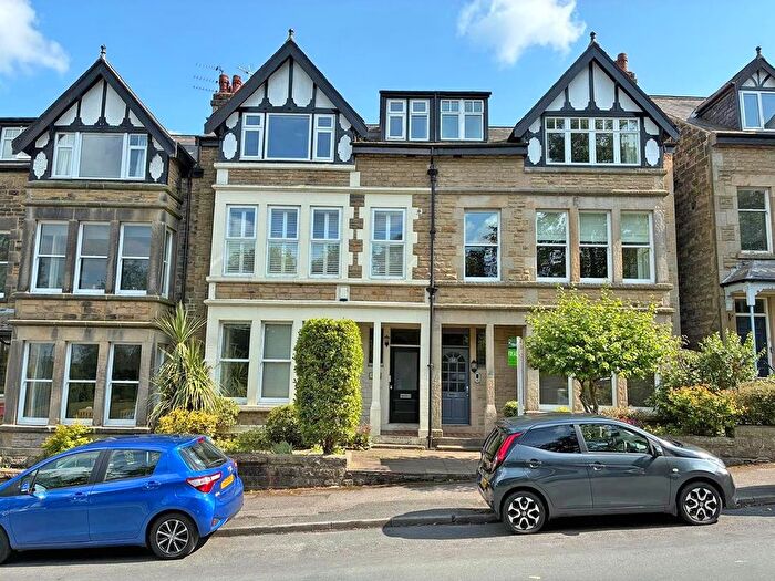 1 Bedroom Flat To Rent In Harlow Moor Drive, Harrogate, HG2