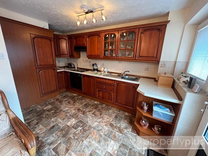 2 Bedroom Semi-Detached House For Sale In Tylcha Fach Estate, Porth, Rhondda Cynon Taff, CF39