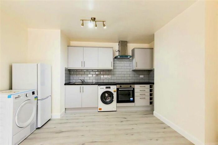 Studio To Rent In Stanley Road, Teddington, TW11