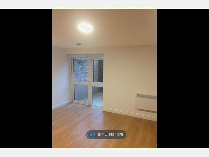 Studio To Rent In Hadley Wood, Hadley Wood, EN4