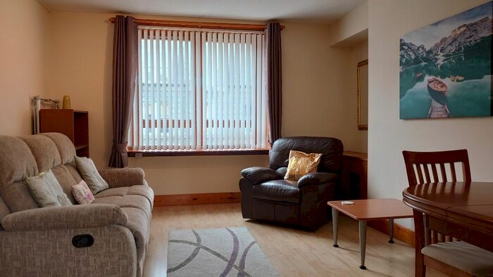 2 Bedroom Flat To Rent In Linksfield Place, Linksfield, Aberdeen, AB24