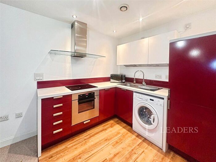 1 Bedroom Flat To Rent In Southside, St. John's Walk, B5