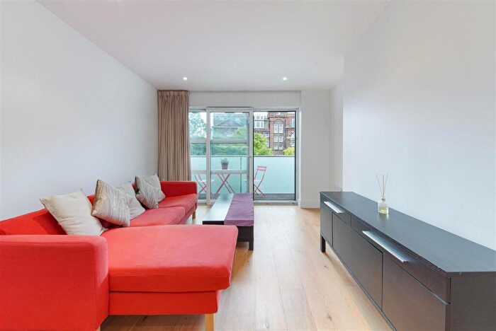 1 Bedroom Flat To Rent In Tiltman Place, Finsbury Park, N7