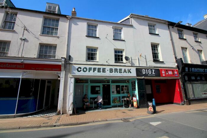 3 Bedroom Apartment To Rent In High Street, Ilfracombe, EX34
