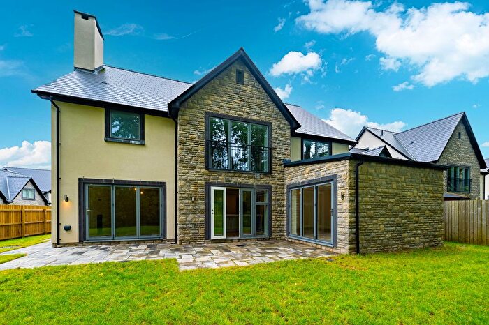 5 Bedroom Detached House For Sale In Van Road, Caerphilly, CF83