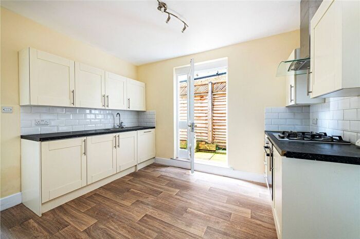 1 Bedroom Flat To Rent In Credenhill Street, SW16