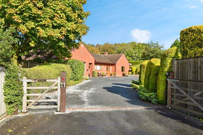 4 Bedroom Bungalow For Sale In Heol Waterloo, Penygroes, Llanelli, Waterloo Road, SA14