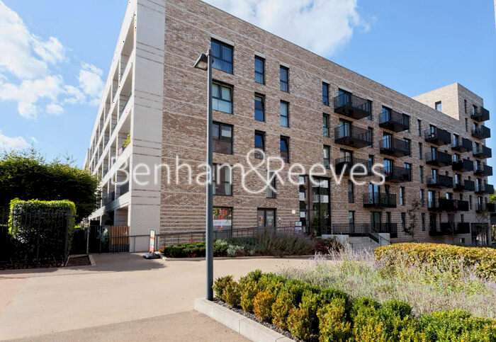 1 Bedroom Flat To Rent In Bramwell Way, London, E16
