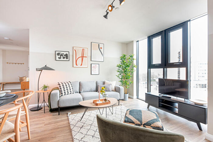 1 Bedroom Apartment For Sale In Gloucester Street, Salford, M5