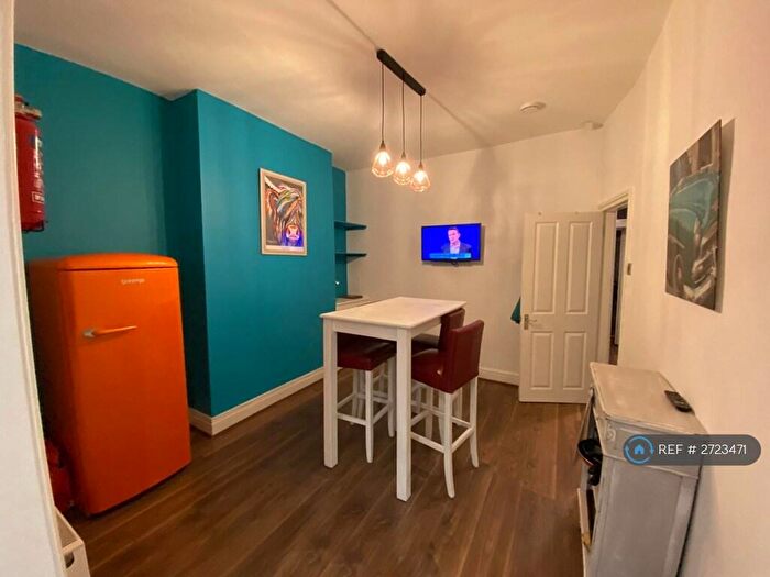 4 Bedroom Terraced House To Rent In Needham Road, Liverpool, L7