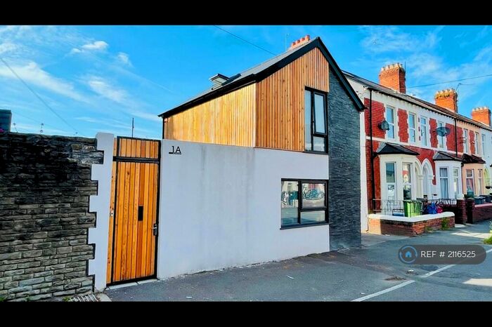 1 Bedroom Detached House To Rent In Coedcae Street, Cardiff, CF11