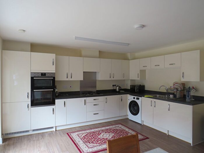 4 Bedroom Property To Rent In Robinson Grove, Longhedge, Salisbury, SP4