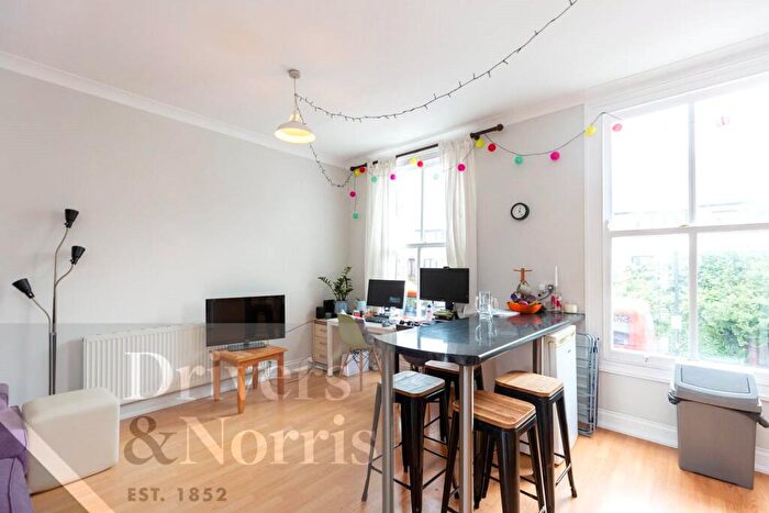 4 Bedroom Apartment To Rent In Junction Road, Archway, London, N19