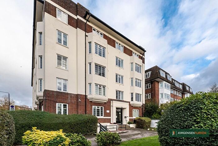 2 Bedroom Flat For Sale In Hillcrest Court, London, NW2