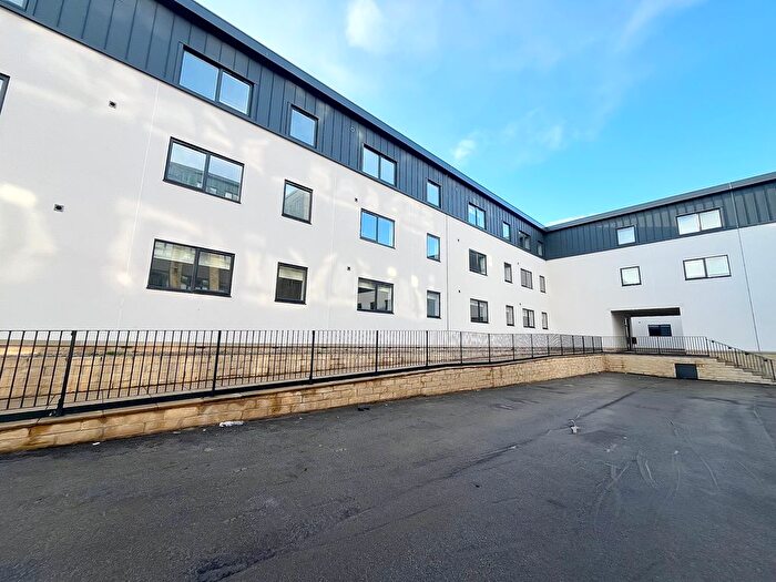 1 Bedroom Flat To Rent In Bingley Road, Bradford, BD9