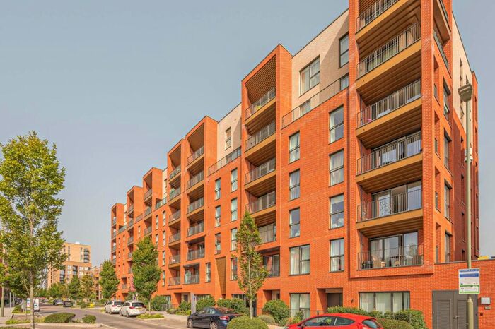 1 Bedroom Flat To Rent In Colindale Gardens, Colindale, London, NW9