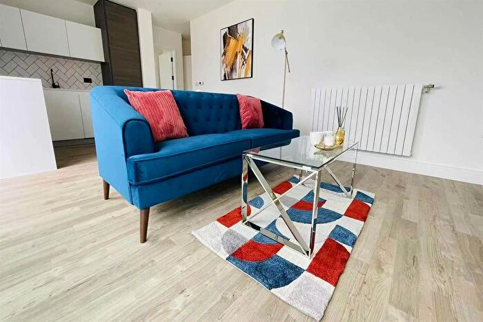 1 Bedroom Flat To Rent In Quill House, Plowden Rd, SE3