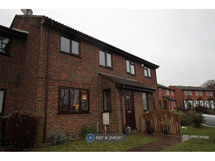 3 Bedroom Terraced House To Rent In Heritage Road, Chatham, ME5