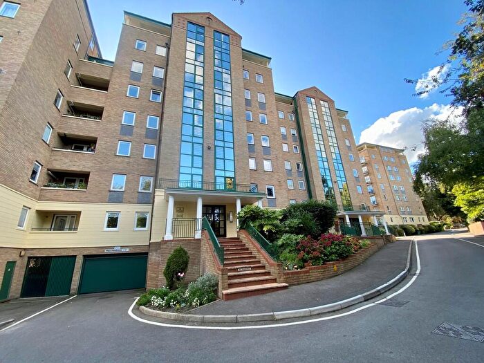 2 Bedroom Apartment To Rent In Keverstone Court, Manor Road, Bournemouth, BH1