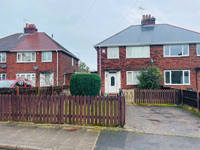 3 Bedroom Semi-Detached House To Rent In Pollard Drive, Mansfield, NG18