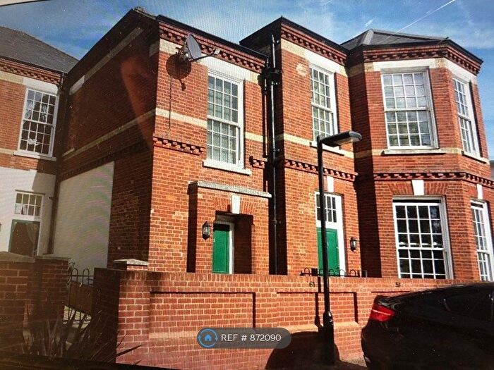 2 Bedroom Flat To Rent In Canadian Way, Basingstoke, RG24