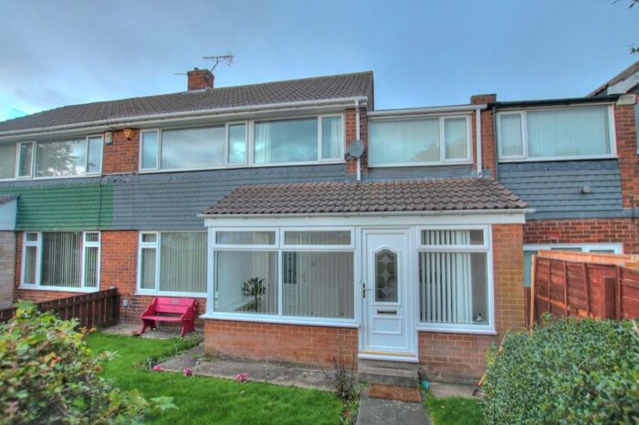 4 Bedroom Terraced House To Rent In Angram Walk, Newcastle Upon Tyne NE5