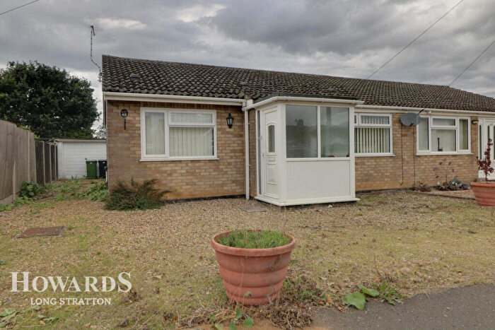 2 Bedroom Semi-Detached Bungalow For Sale In St Michaels Road, Long Stratton, NR15