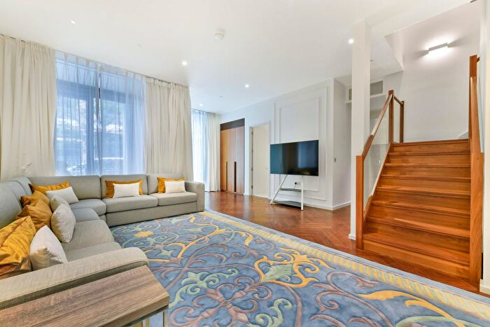 3 Bedroom Flat To Rent In Capital Building, Embassy Gardens, Nine Elms, London, SW11