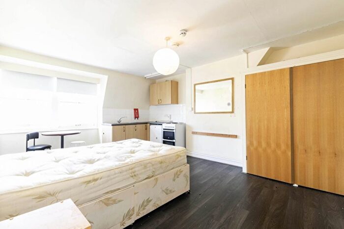 Studio To Rent In Howitt Road, Belsize Park, NW3