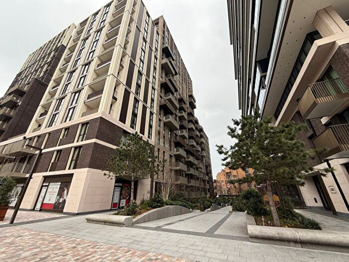 1 Bedroom Studio To Rent In Merino Gardens, London, E1W