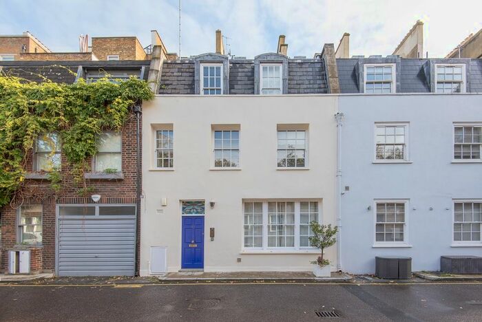 4 Bedroom Flat To Rent In Stanhope Mews East, London, SW7