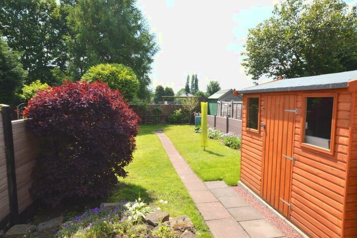 3 Bedroom Terraced House To Rent In Tapton View Road, Newbold, S41