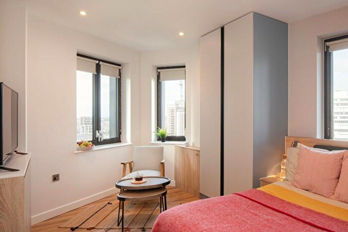 Studio To Rent In Enclave: Croydon, College Road, East Croydon, London, CR0