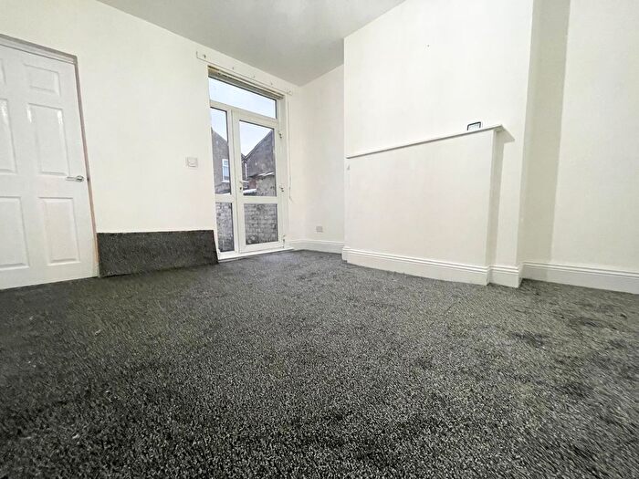 3 Bedroom Property To Rent In Kennedy Road, Salford, M5