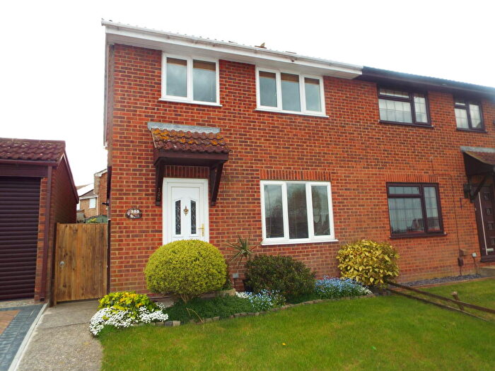 3 Bedroom House To Rent In Cranleigh Drive, Whitfield, CT16