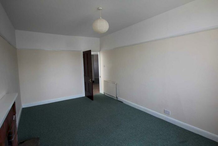 2 Bedroom Flat To Rent In West Street, Weston-super-Mare, BS23