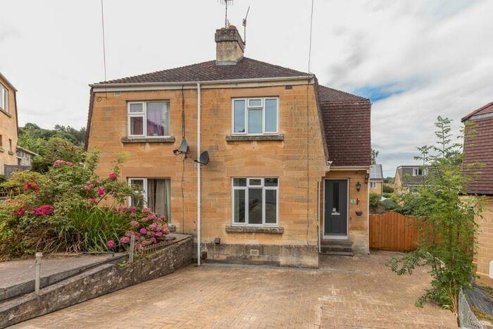2 Bedroom Semi-Detached House To Rent In Highfield Close, Bath, BA2