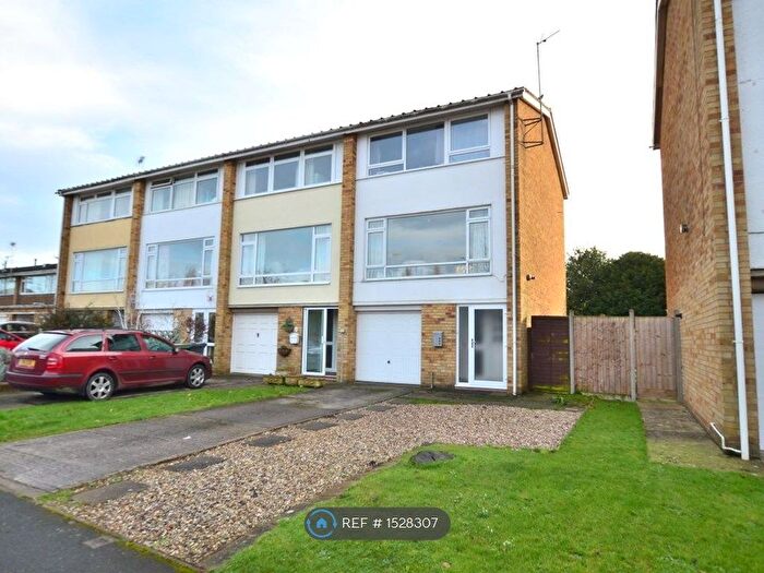 3 Bedroom End Of Terrace House To Rent In Fairmile Gardens, Longford, Gloucester, GL2