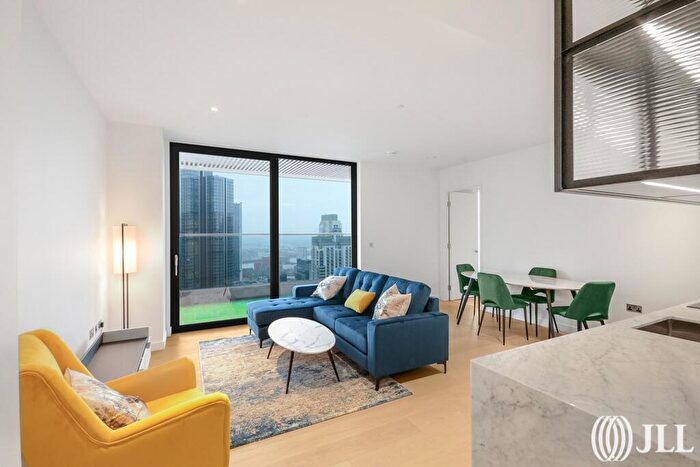 1 Bedroom Flat To Rent In Bagshaw Building, Wardian, London, E14